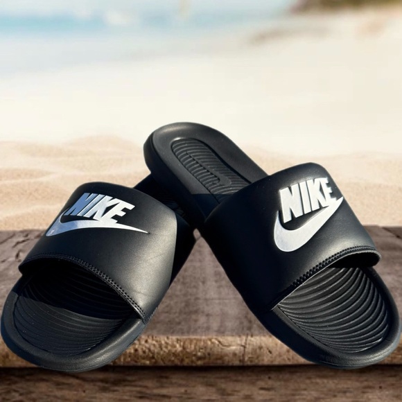 Nike Black Slide Sandals - Picture 3 of 7